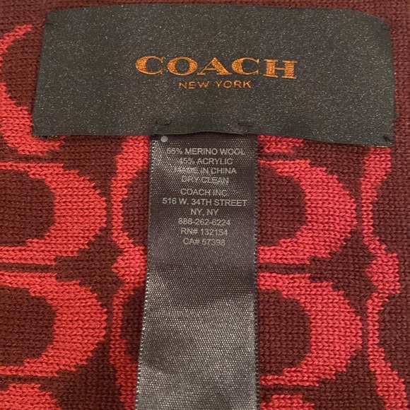 Coach Signature Knit Merino Wool Fuschia Scarf with Matching Beanie - Picture 5 of 5